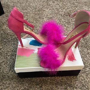 COPY - Brand new FSJ  Fluffy Sandals sz 8 1/2
